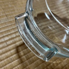 【新品未使用】Pyrex パイレックス　ベジタブルスチームポット　蓋付きガラス　丸型　キャセロール鍋　の画像