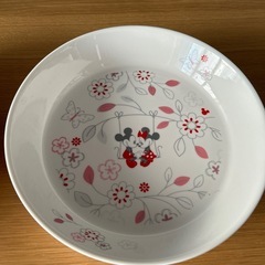 ミッキー&ミニーのお皿のセットの画像