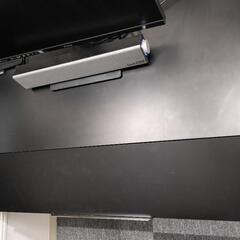 ゲーミングデスクの画像