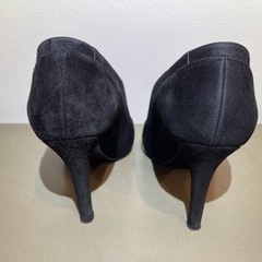 DIANA 黒 スエード ポインテッドトゥ 23.5cmの画像