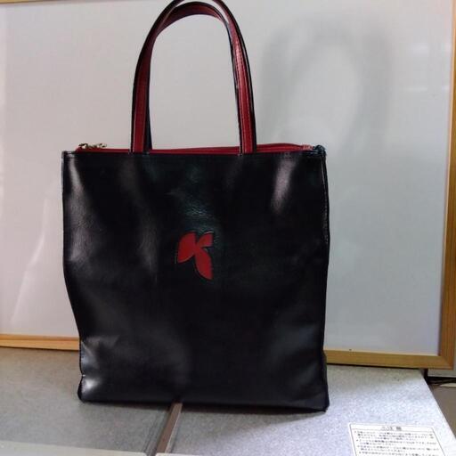 横須賀本革キタムラバッグ￥26390の品