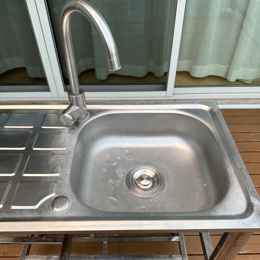 エステサロンで使われていたステンレスシンク 定価45,480円