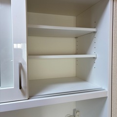 食器棚　の画像