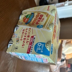 明治ほほえみらくらくミルク200ml×6プラス２本