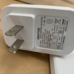 GENTOS　ゲントス　デスクLED照明器具　の画像