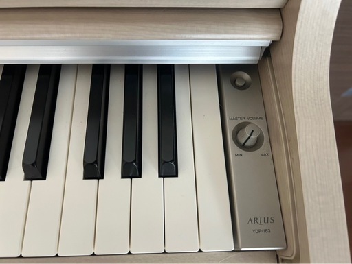 YAMAHA 電子ピアノ