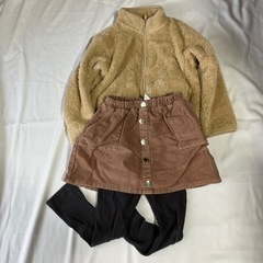 子供服120センチとナイキの靴19センチの画像
