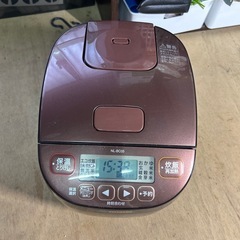 炊飯器　3合炊きの画像