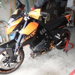 KTM690デューク