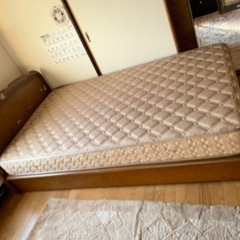ベッド引き出し付き
