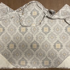 【美品】「Bebe au Lait(べべオレ)」授乳ケープの画像