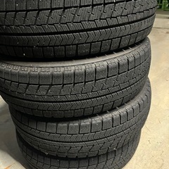 【商談中】155/65r14スタッドレスタイヤ バリ溝