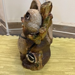信楽焼き置物たぬき商売繁盛のたぬきの画像