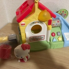 ハローキティの知育玩具の画像