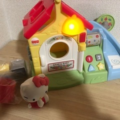 ハローキティの知育玩具の画像