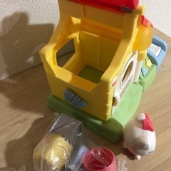 ハローキティの知育玩具の画像