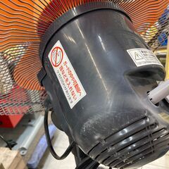 お安い時期にいかがですか？在庫残り1 扇風機（業務用）2024年製 折り畳みスタンド式 定価7,689円の画像