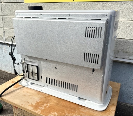札幌市内配送可 美品 21年製 コロナ 煙突式石油ストーブ SV-7020PR 木造18畳/コンクリート29畳