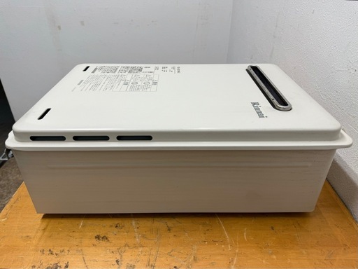 リンナイ　Rinnai　給湯器　２０号　プロパンガス　屋外式　２０２１年製　RUX-A2015W-E