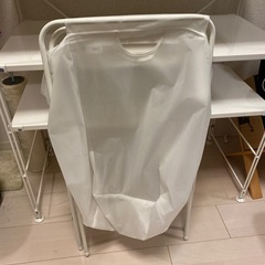 IKEA 洗濯もの入れの画像