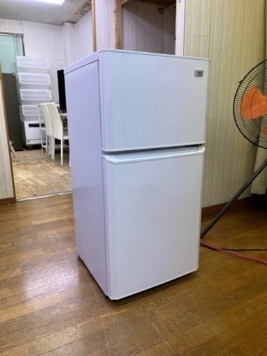 激安販売!! コンパクトタイプ冷蔵庫!! 2ドア 右開き Haier 106L 2016年 JR-N106K 家電 キッチン家電 冷蔵庫