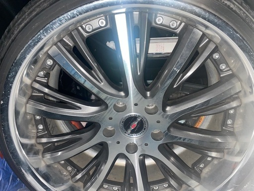 19インチホイール早い者勝ち！