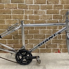 期間限定値下げ GIANT クロスバイク CROSS 3200 ...