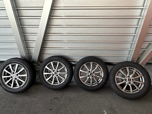 アクア等　美品★スタッドレスタイヤ＆ホールセット★　175/65R15