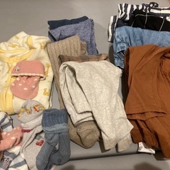 70cmベビー服と🧦の画像