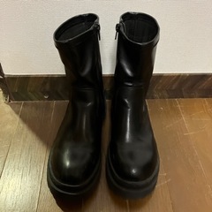 レディースブーツ mサイズ ブラックの画像
