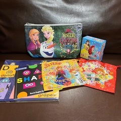 【お取引中⭐︎】プリンセス　絵本　ポーチ　巾着　おまけ　アルファ...