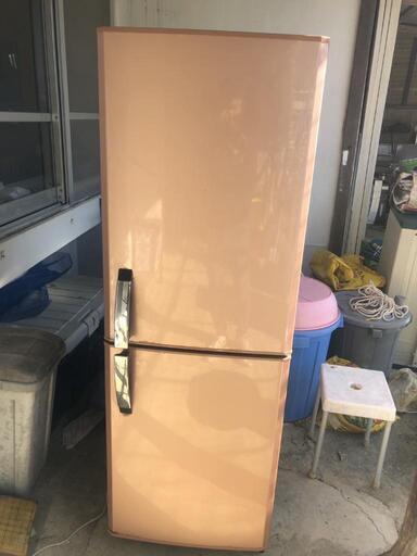 三菱冷凍冷蔵車