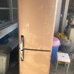 三菱冷凍冷蔵車の画像