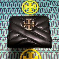 未使用品　トリーバーチ　折り財布