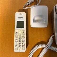 Panasonic コードレス電話機 子機1台付VE-GD25-Wの画像