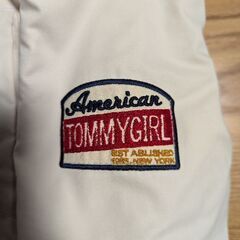 tommy girl白ダウンコートMの画像