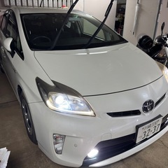 プリウス　30 後期　パール