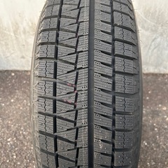 10：ほぼ新品‼️スタッドレス(185/60R15)ブリヂストン...