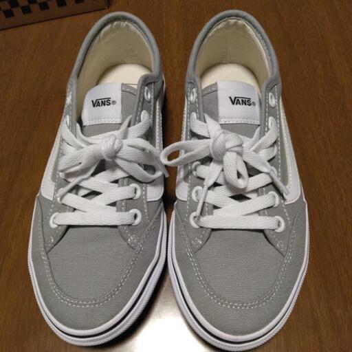 VANSスニーカー24センチ