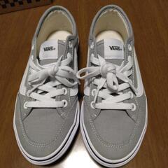 VANSスニーカー24センチ