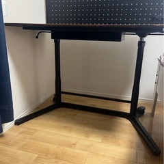 【取引中】【12/22昼まで】パソコンデスク(昇降)の画像