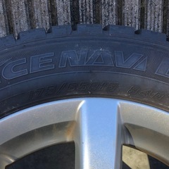 【お取引中】値下げ‼︎　スタッドレスタイヤ　175/65R15の画像