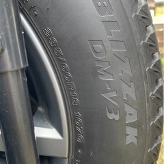 スタッドレスタイヤ DM-V3 235/60R18 ホイール付き4本セットの画像