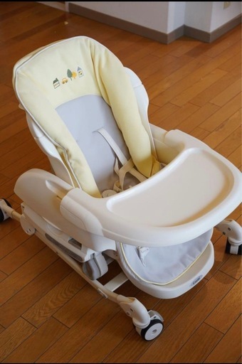 【美品】コンビ ネムリラ AUTO SWING ハイ＆ロースウィングラック