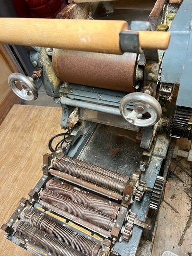 製麺機 切り歯3台 要オーバーホール 引き取り限定