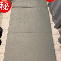 折りたたみソファベッドの画像