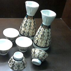 ②九谷焼　徳利×２　猪口×５　セット　酒器　金彩　菊花　菊詰め　花詰めの画像