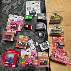 チョロQなど