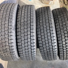 冬タイヤ ★ 165R14 ★トピー製スチールホイール付 バリ山スタッドレス4本組 ★ 引き取り限定 ★ バン トラックの画像