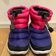 キッズスノーブーツ　18センチ